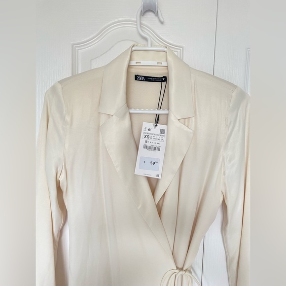 Zara NWT Short Satin Effect Dress Size XS Cream Colour - Picture 13 of 13